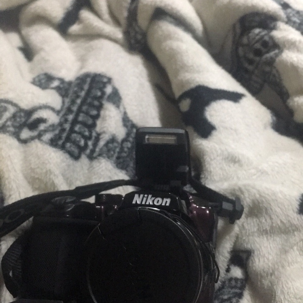 Digital camera - Picture 3 of 6